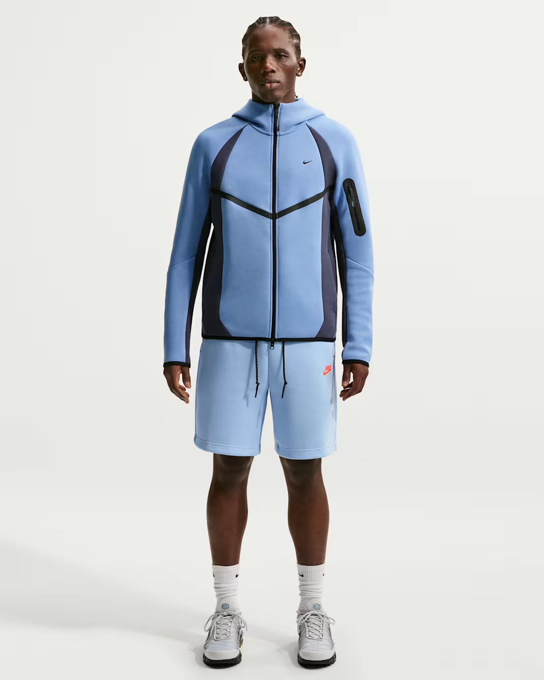 Image of Мъжки Къс панталон NIKE M NK TCH FLC SHORT