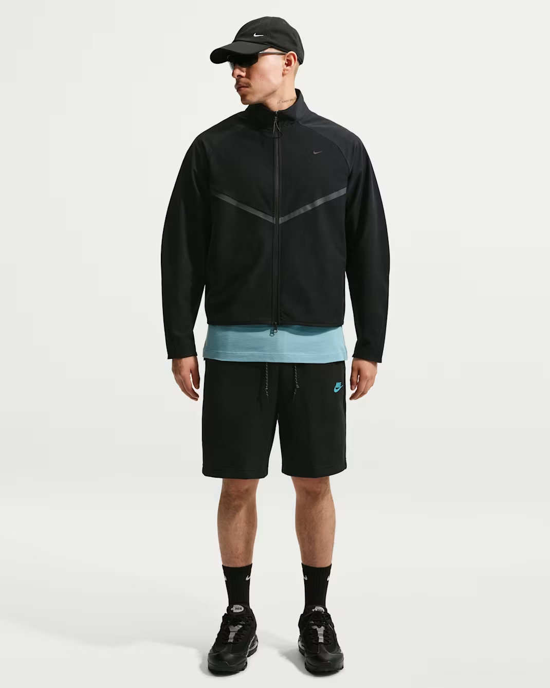 Image of Мъжки Къс панталон NIKE M NK TCH FLC SHORT