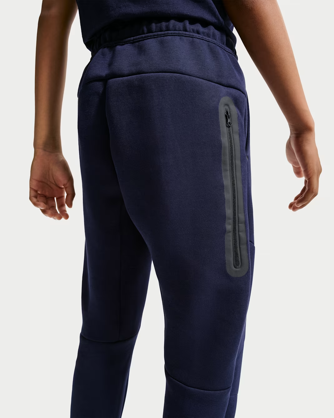 Image of Детски Панталон NIKE FCB B NSW TECH FLC PANT