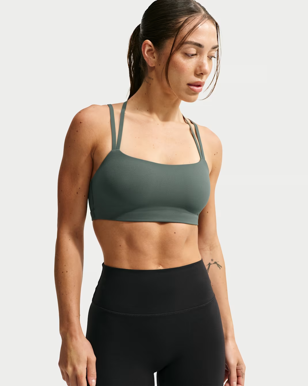 Image of Дамско Бюстие NIKE W NK DF ZENVY STRAPPY BRA