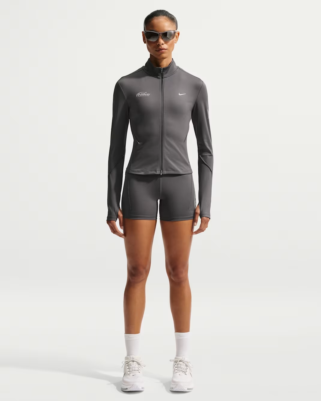 Image of Дамски къс панталон NIKE W NK SWFT DF HR4 TGT SHRTDSRPT