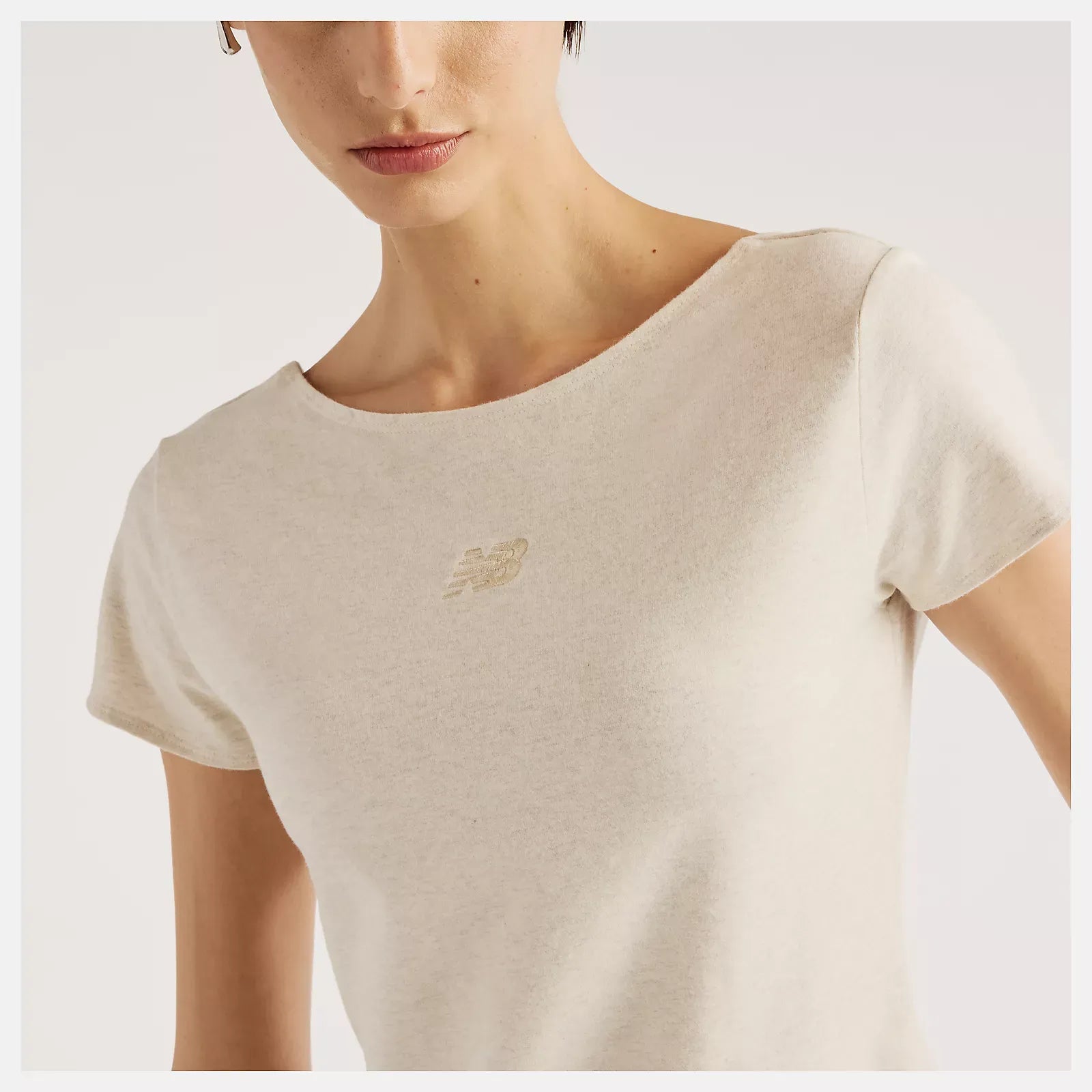 Image of Дамска Тениска NEW BALANCE SHIRT OPEN-BACK FITTED T-SHIRT WT62P2SZ-LINEN- Ballistic sport, Балистик