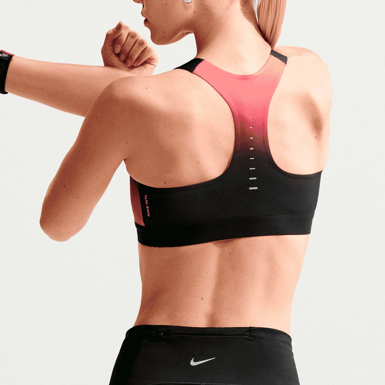 Image of Дамско Бюстие NIKE W NK R SWIFT HS BRA NRG