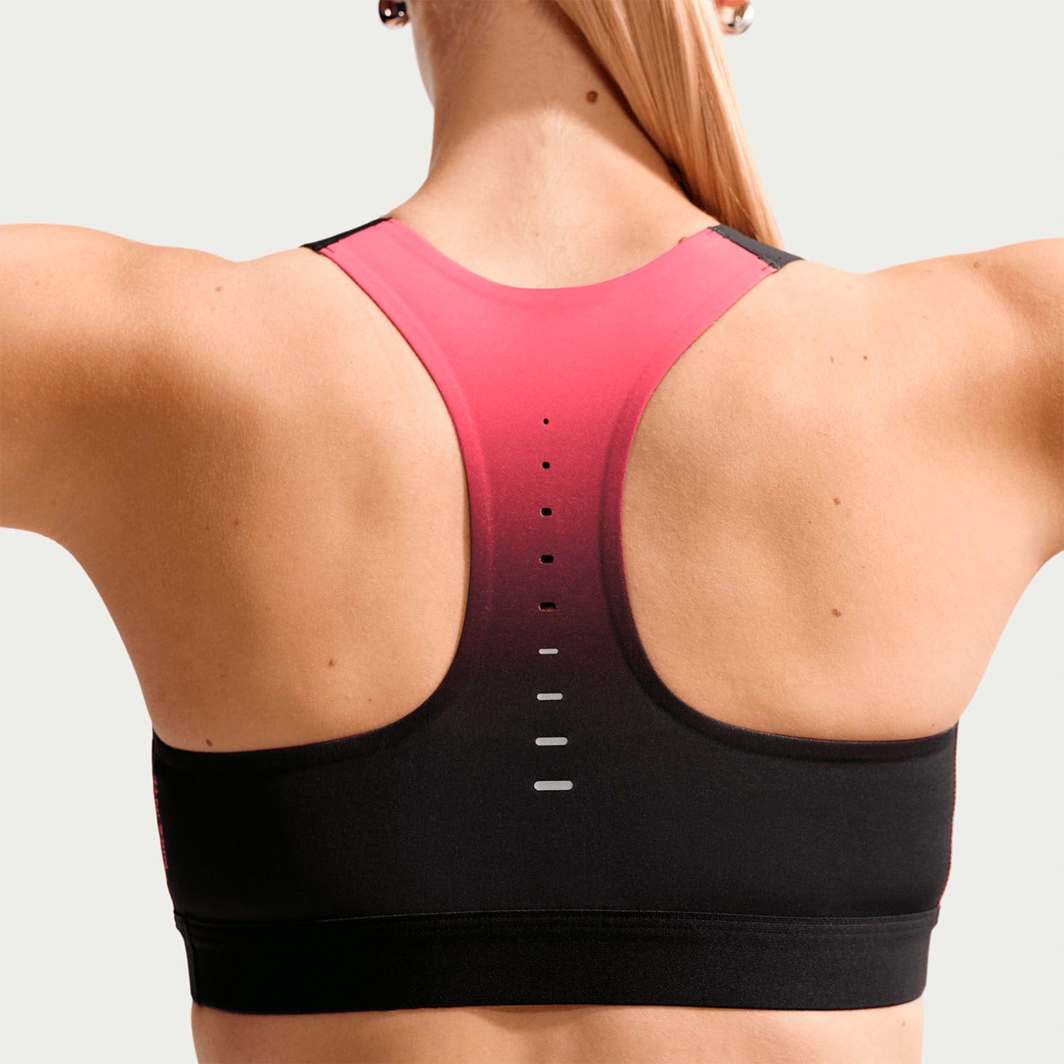 Image of Дамско Бюстие NIKE W NK R SWIFT HS BRA NRG
