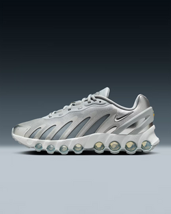 Image of Дамски Маратонки NIKE W AIR MAX DN8