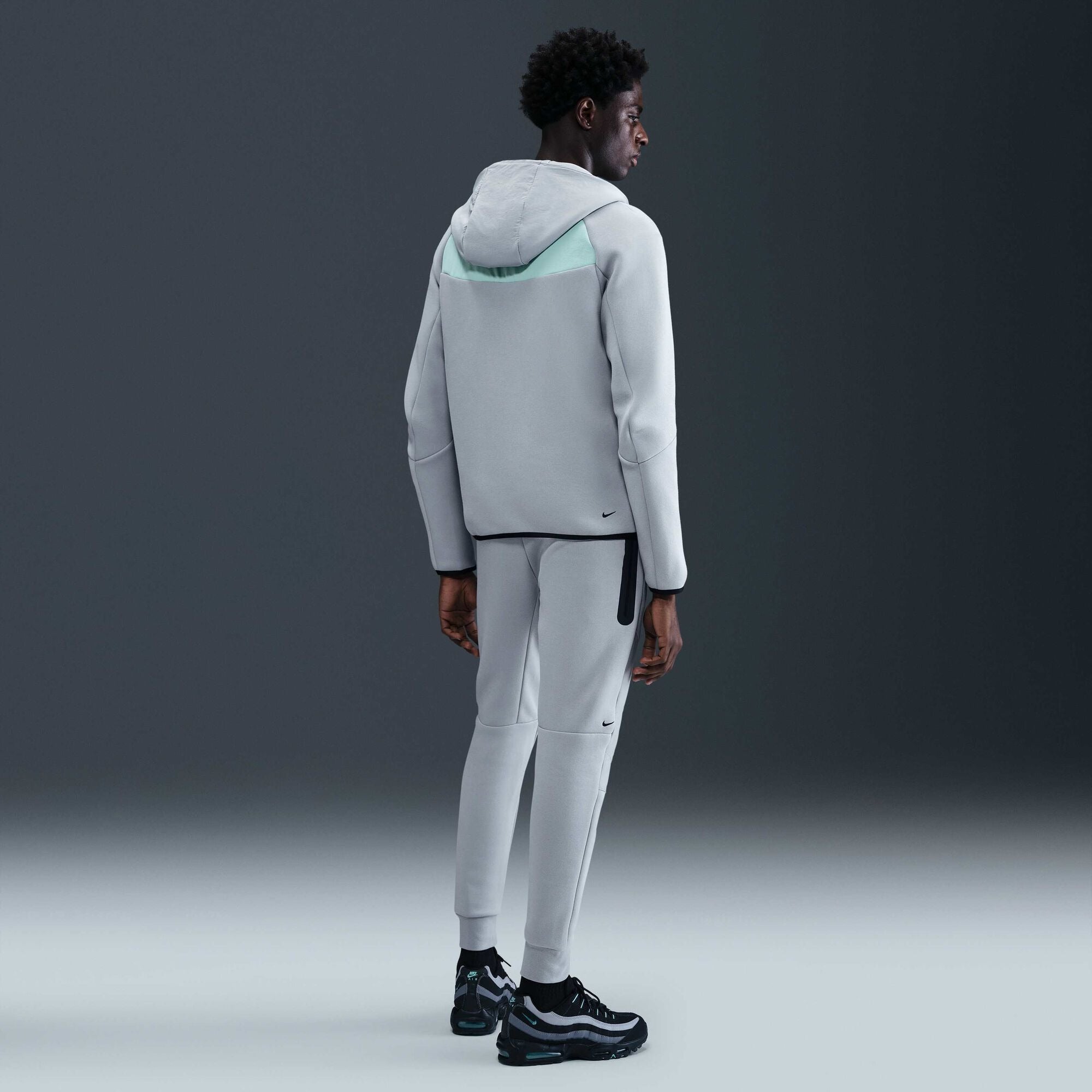 Мъжки Панталон NIKE M NK TCH MIX JGGR