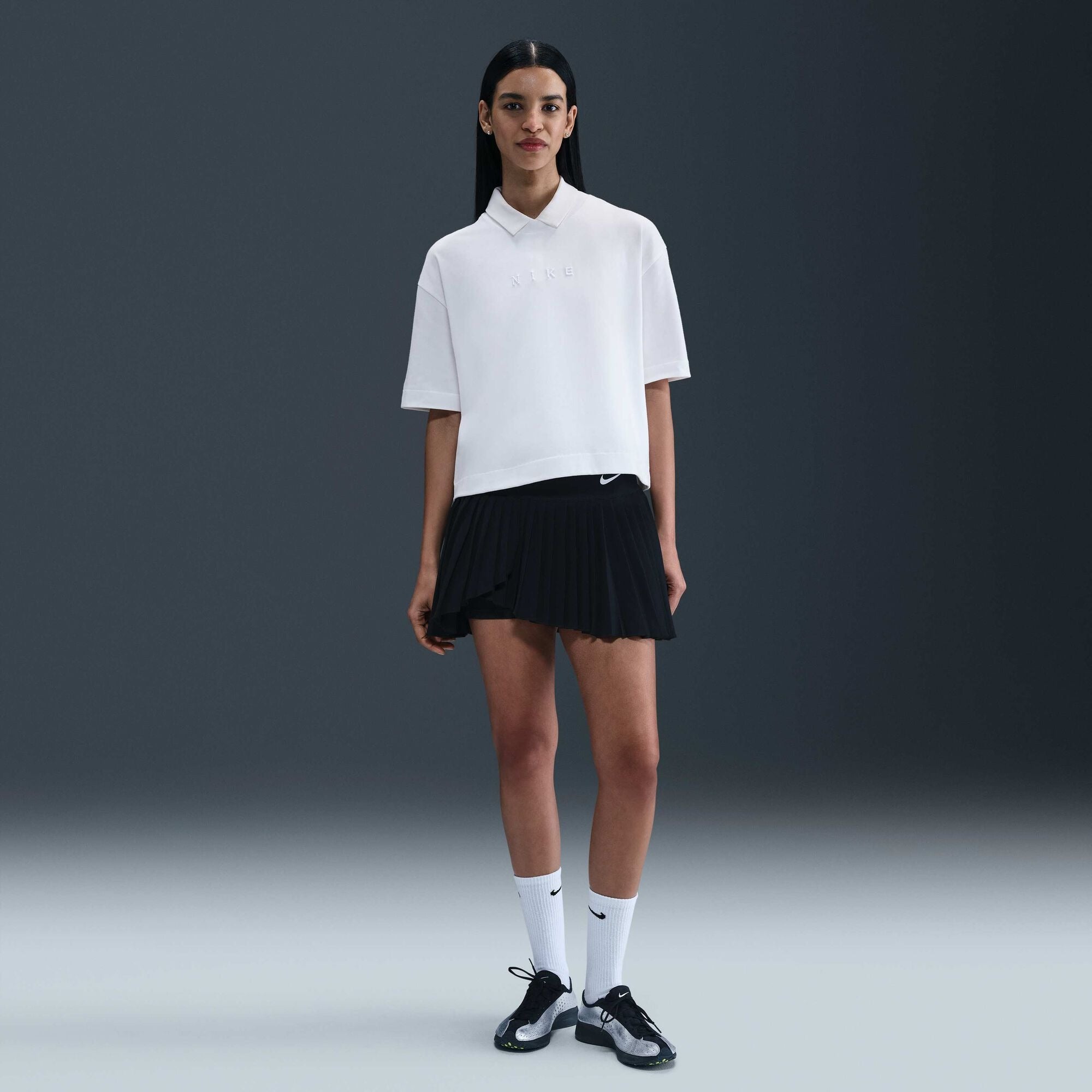 Image of Дамска Тениска NIKE W NSW LUXE SS TEE BOXY