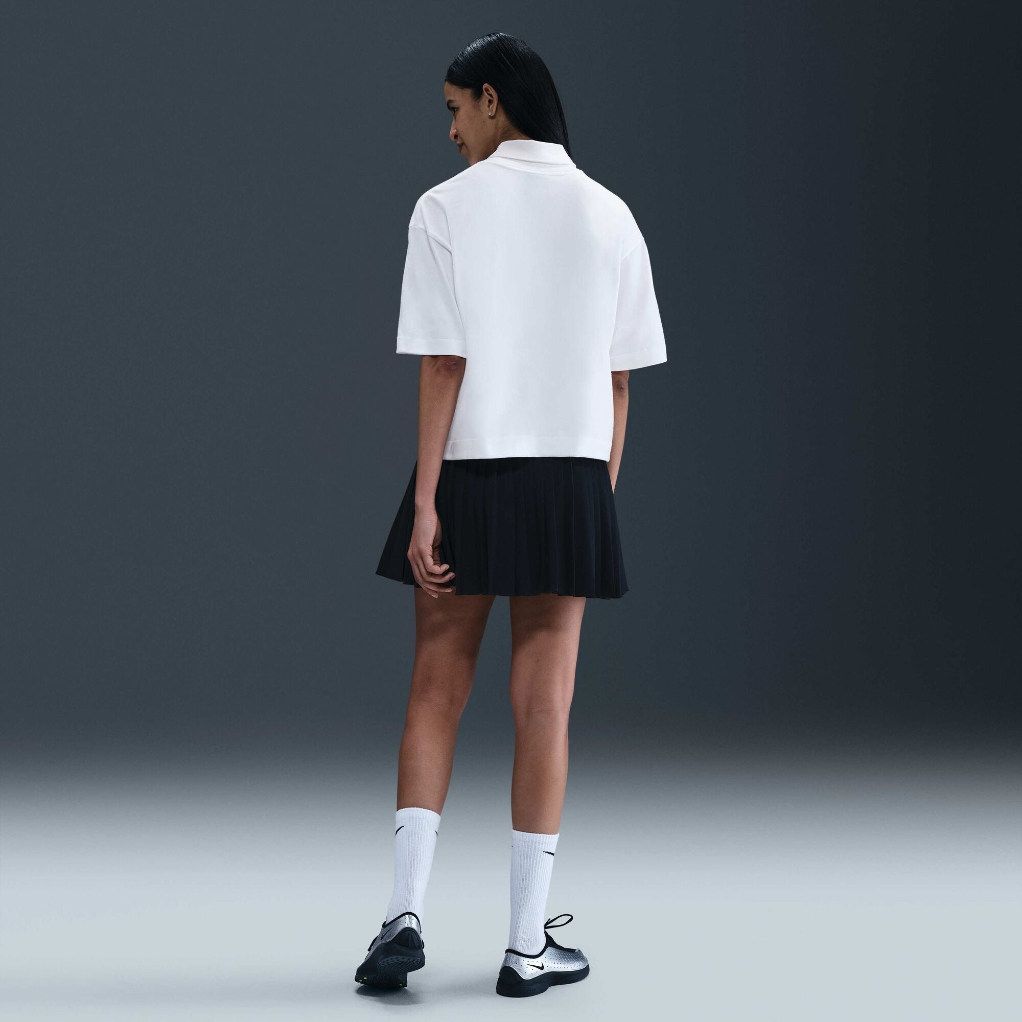 Image of Дамска Тениска NIKE W NSW LUXE SS TEE BOXY