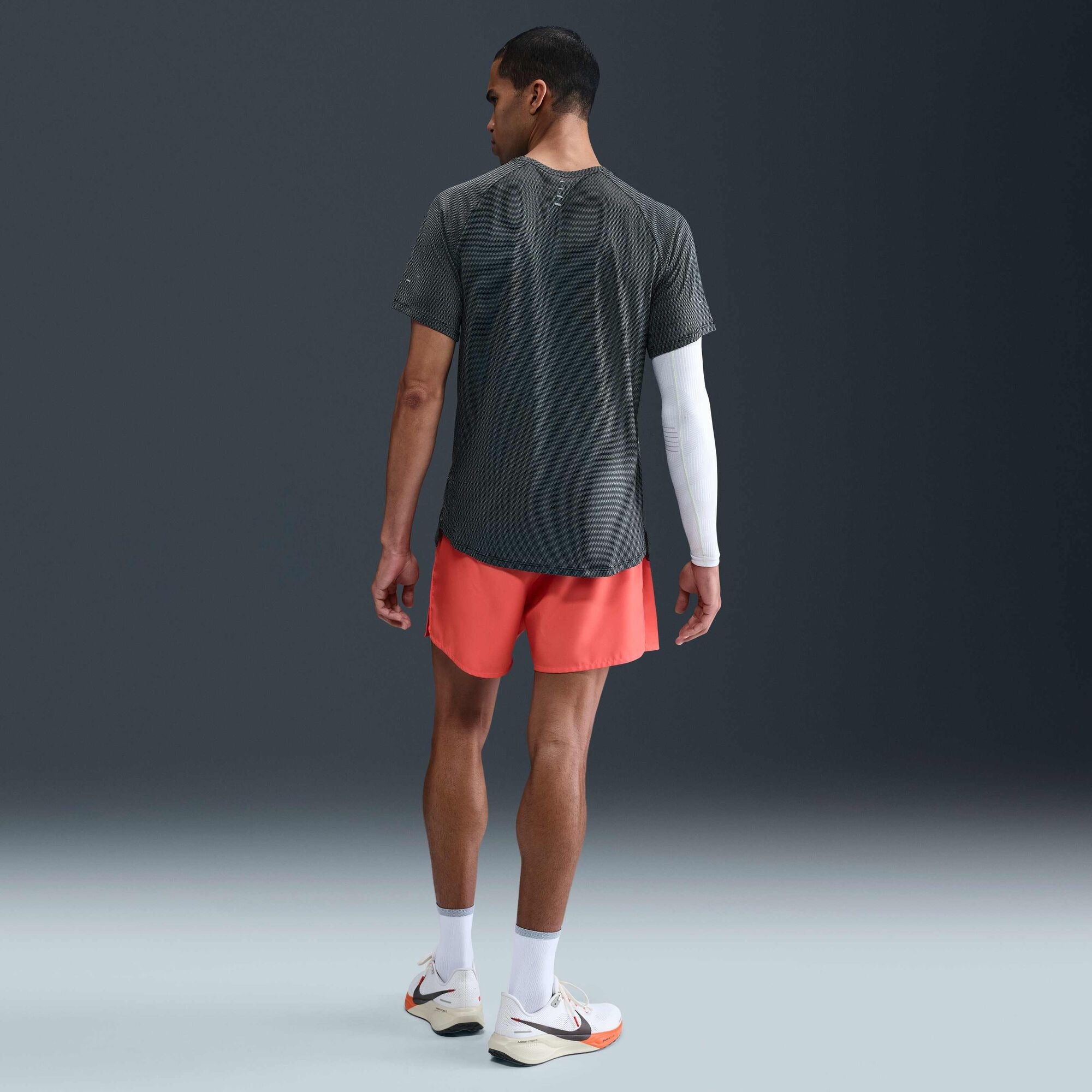 Image of Мъжка Тениска NIKE M NK DF STRIDE JACQUARD SS