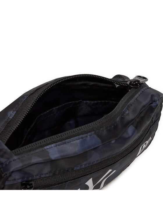 Image of Мъжка чанта NEW ERA TORBICA MLB MICRO WAIST BAG AOP NEYYAN MNCWHI   ?T:ONE
