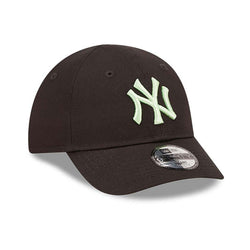 Image of Бебешка Шапка NEW ERA KAPA INF LGE ESS 9FORTY NEYYAN BLKGRF - Ballistic Sport