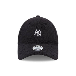 Image of Дамска Шапка NEW ERA KAPA WMNS TEDDY 9FORTY NEYYAN  BLKWHI - Ballistic-sport 