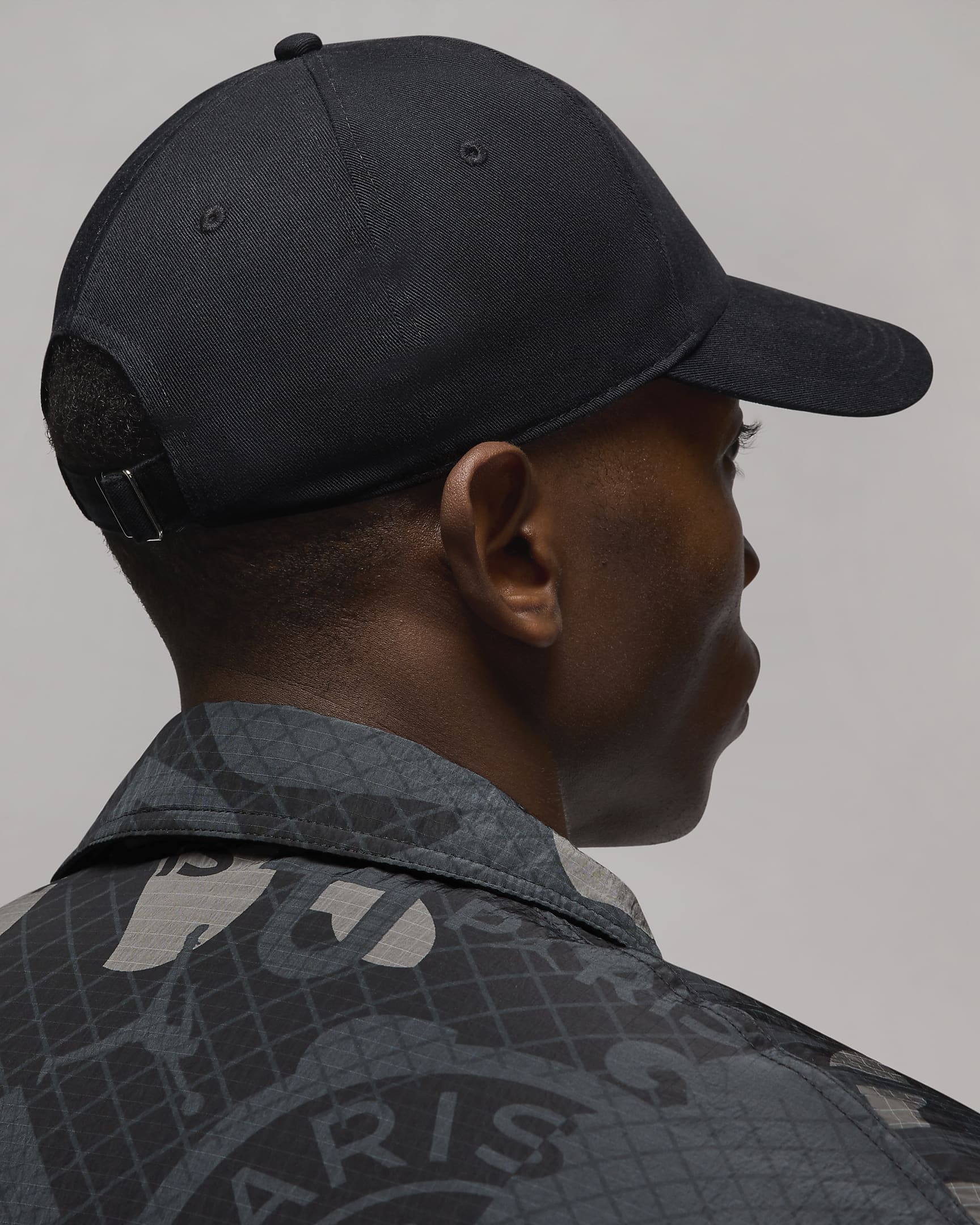 Image of Унисекс Шапка NIKE J CLUB CAP US CB PSG