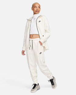 Image of Дамски Панталон NIKE W NSW TCH FLC MR JGGR - Ballistic-sport