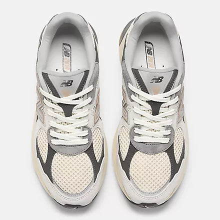 Image of Унисекс Маратонки NEW BALANCE 2010 -  FOOTWEAR CLASSICS