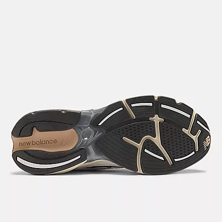 Image of Унисекс Маратонки NEW BALANCE 2010 -  FOOTWEAR CLASSICS