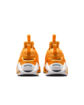 Дамски Маратонки NIKE W NIKE AIR MAX CRAZE, оранжев цвят,  Балистик