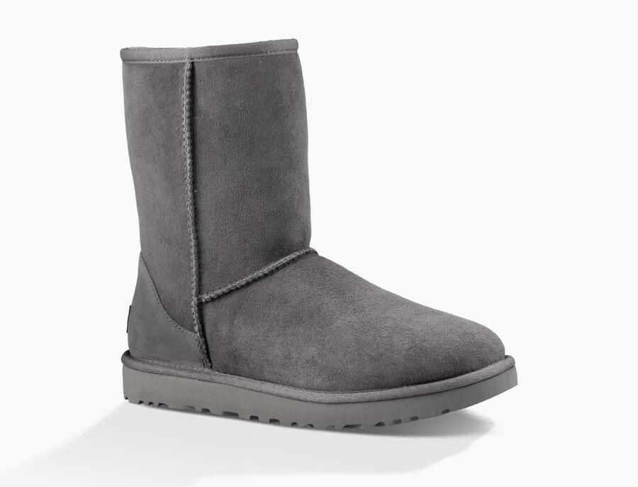 Дамски боти UGG Classic Short II Footwear