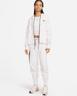 Image of Дамски Панталон NIKE W NSW TCH FLC ESSNTL HR PNT - Ballistic Sport