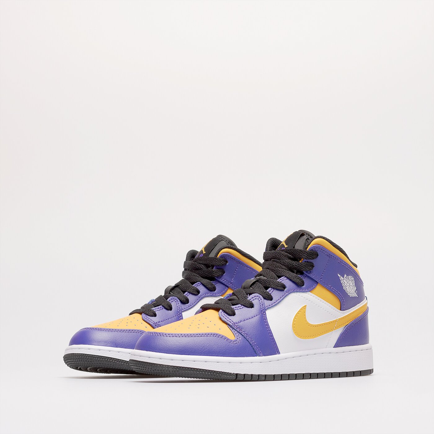 Юношески маратонки NIKE AIR JORDAN 1 MID BG - Ballistic Sport