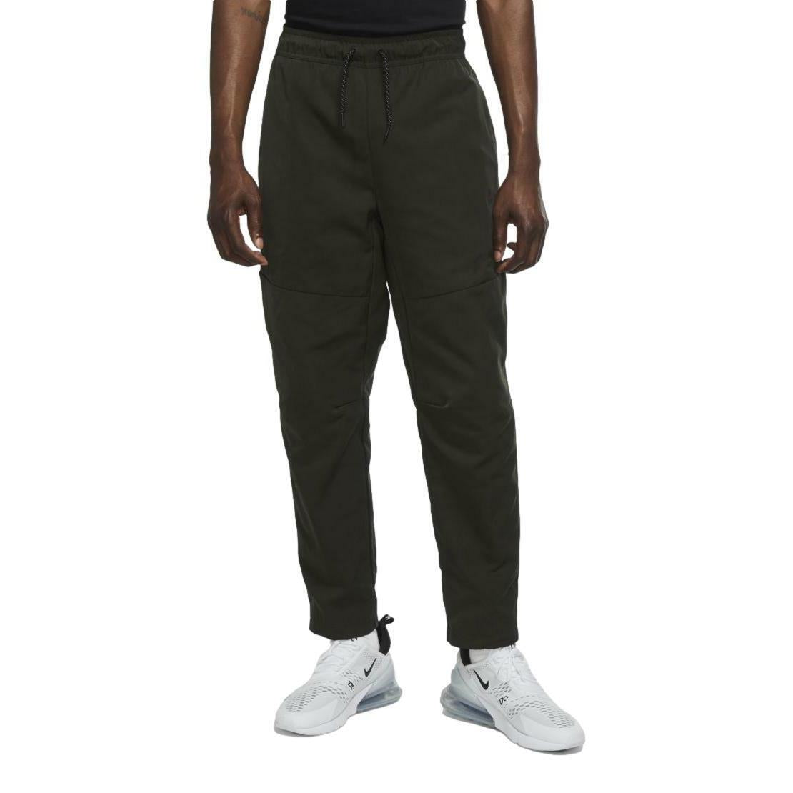 Мъжки панталон Nike Men's Sportswear Tech Essentials Repel Pants - Ballistic Sport