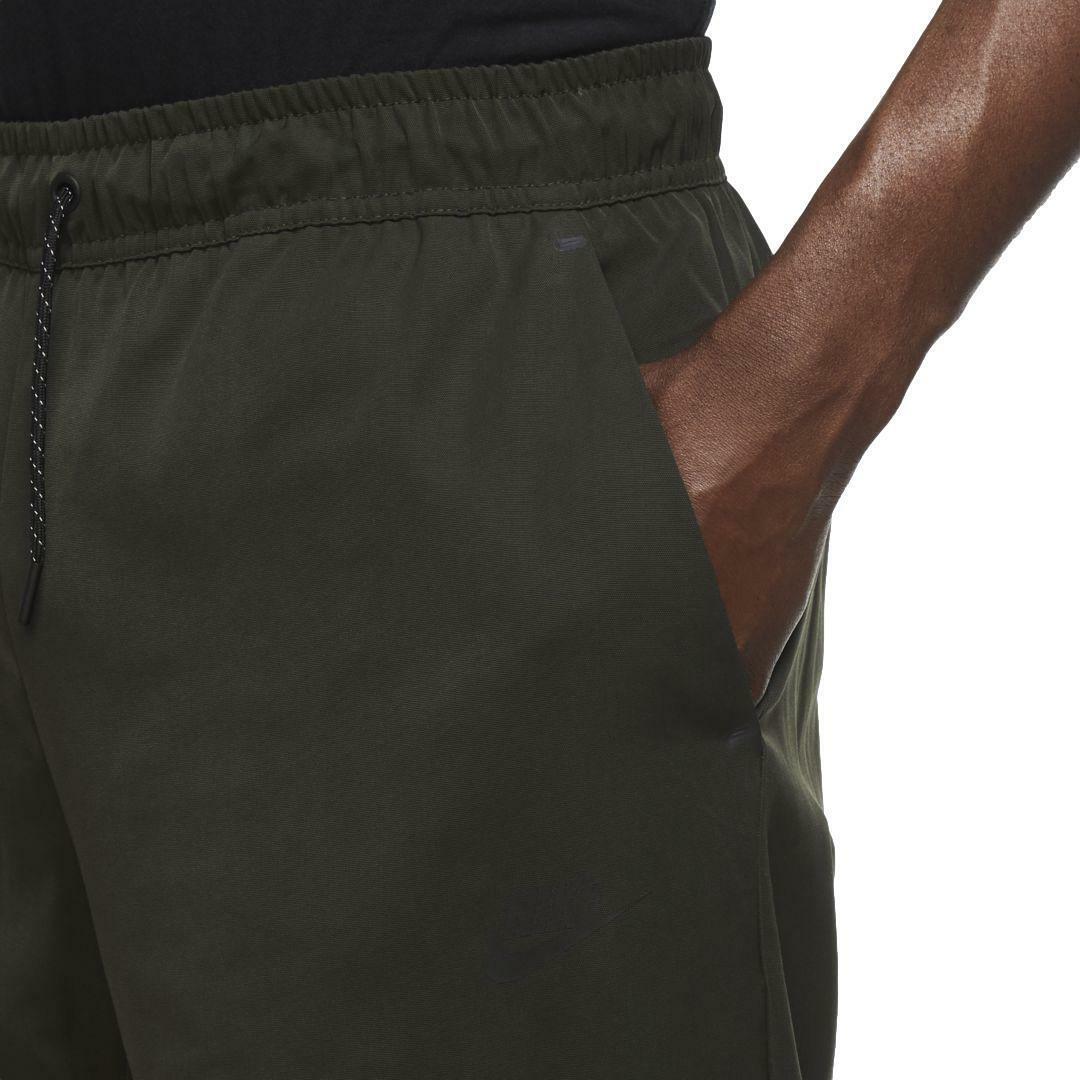 Мъжки панталон Nike Men's Sportswear Tech Essentials Repel Pants - Ballistic Sport