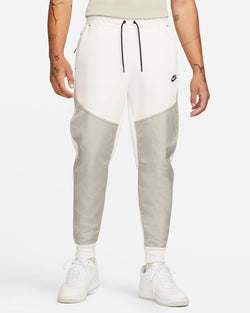 Image of Мъжки Панталон NIKE M NK TCH FLC OVERLAY JGGR - Ballistic Sport