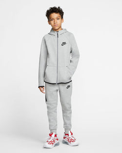 Image of Детски суитшърт Nike B Nsw Tch Flc Fz II Essentiials