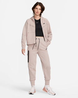 Image of Дамски Панталон NIKE W NSW TCH FLC ESSNTL HR PNT - Ballistic Sport